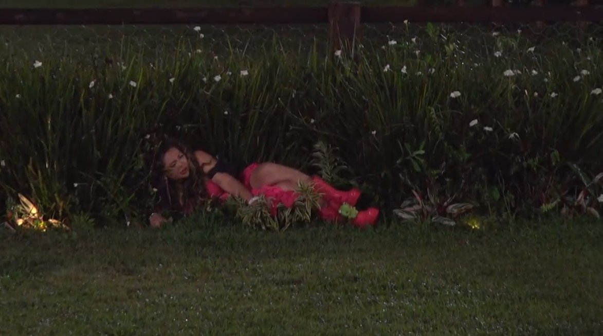 philocomentia's tweet photo. O que tem nessa cachaça Carelli?
🤣🤣🤣

#Afazenda18 https://t.co/4A0kXKReh2