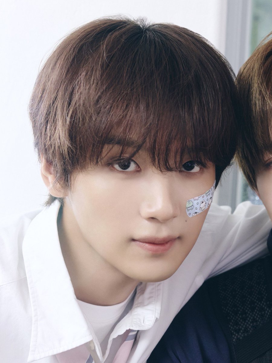 ohpin66's tweet photo. 밴드부 3학년 이동혁..♡ https://t.co/MCMV3JU5lJ