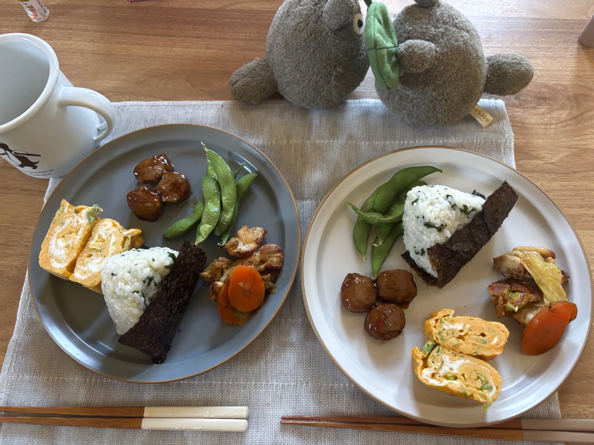 hitodena43's tweet photo. おはようプレート https://t.co/4WxTPqG5KU