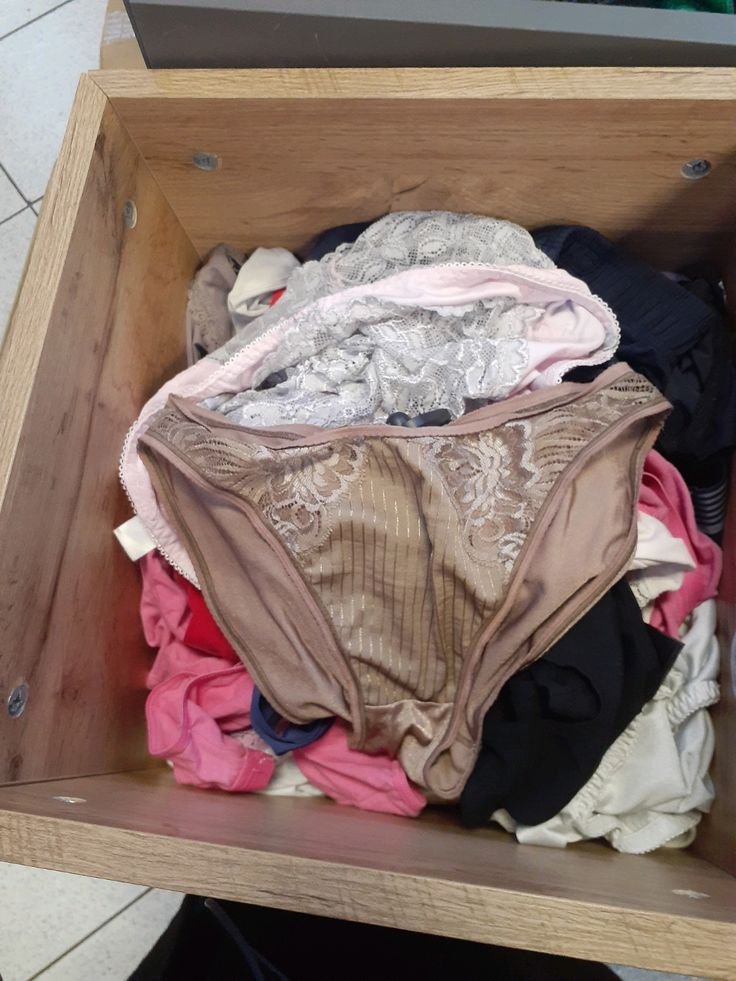 jazmincpl8's tweet photo. Lavando la ropa de mis hijas https://t.co/VKUumz9Dfy
