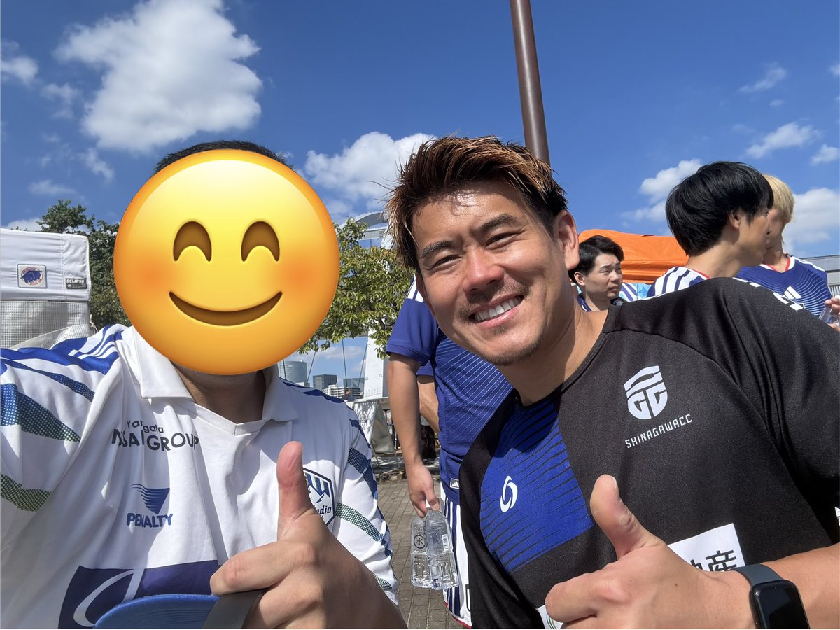 matie333's tweet photo. ご近所の祭り@品川で、5/31NDにも降臨した“レジェンド”に遭遇⭐️

ユニ着てって良かった〜😊　　

#児玉剛 さん
#モンテディオ山形 https://t.co/Bcmlkj0mpr