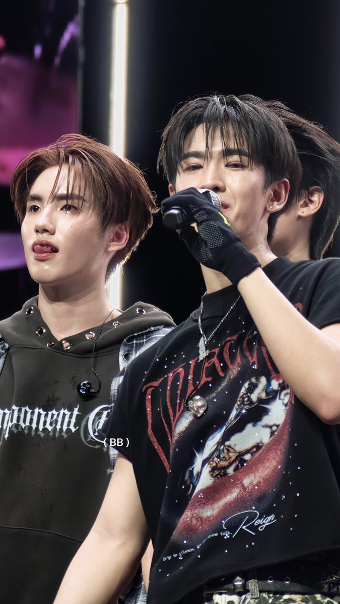 BBaby_berry's tweet photo. Take our time 

#PHUTATCHAI 
#JINWOOKkim 
#SONRAYSHOWCASE2026 https://t.co/tTH4elun5l