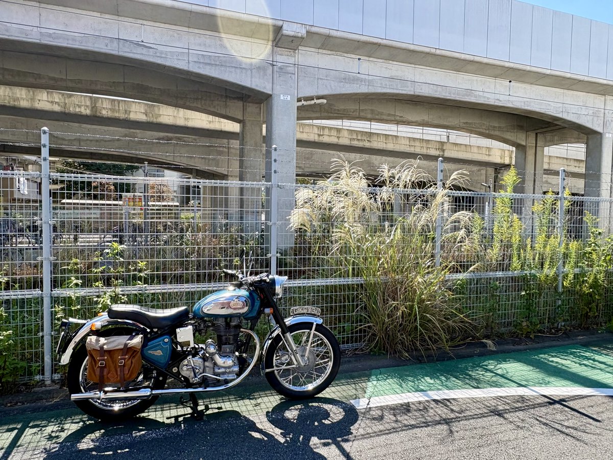 chiemeana's tweet photo. 気持ちのいい秋晴れ☀️
キャンプツーリングもオフ遊びも行きたかったがご近所さんぽでリフレッシュ🍂 https://t.co/j4TidfgKmg