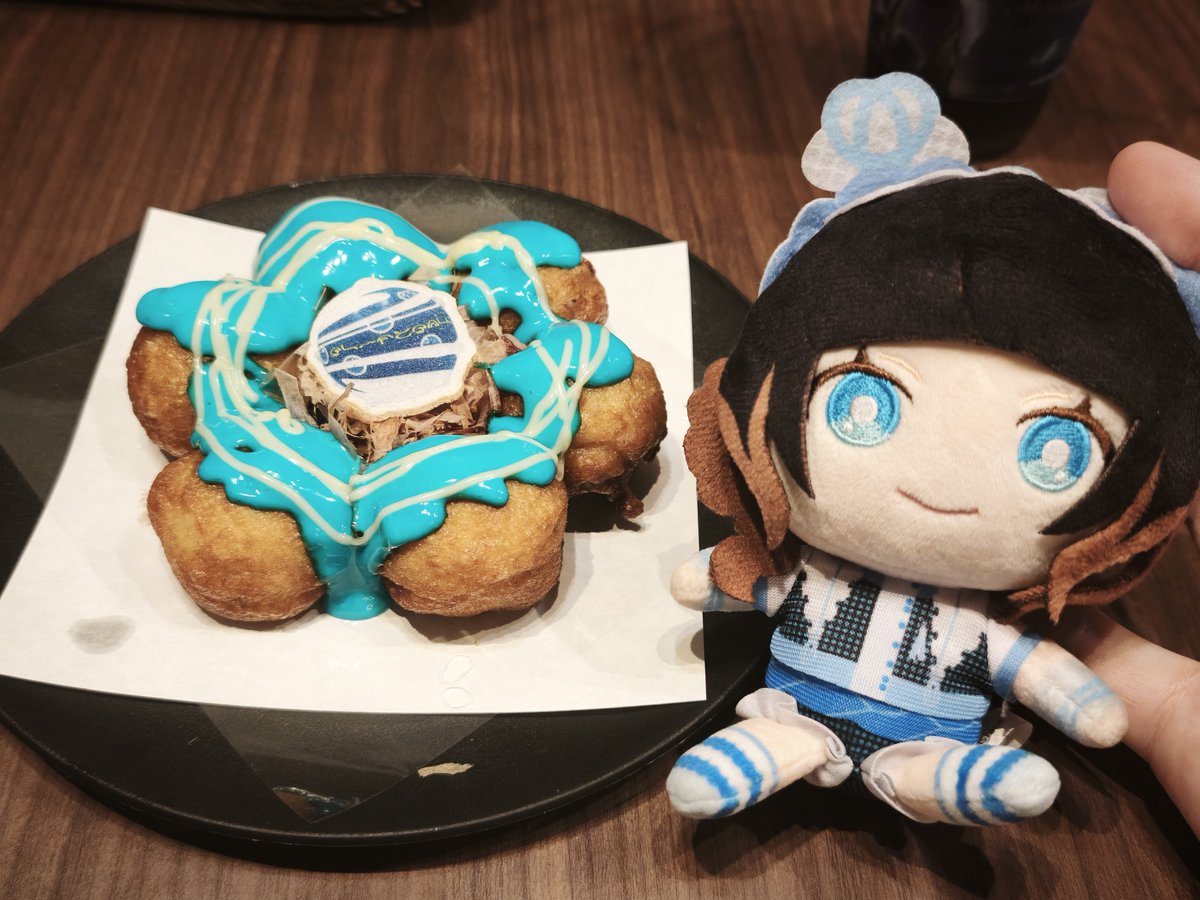 _turunori's tweet photo. ちょろ散歩前にFF10コラボカフェ！
ブリッツボールいただきました！🐙

#話があるんだピンちゃん
#ちょろ散歩 https://t.co/N0gFecwdZx