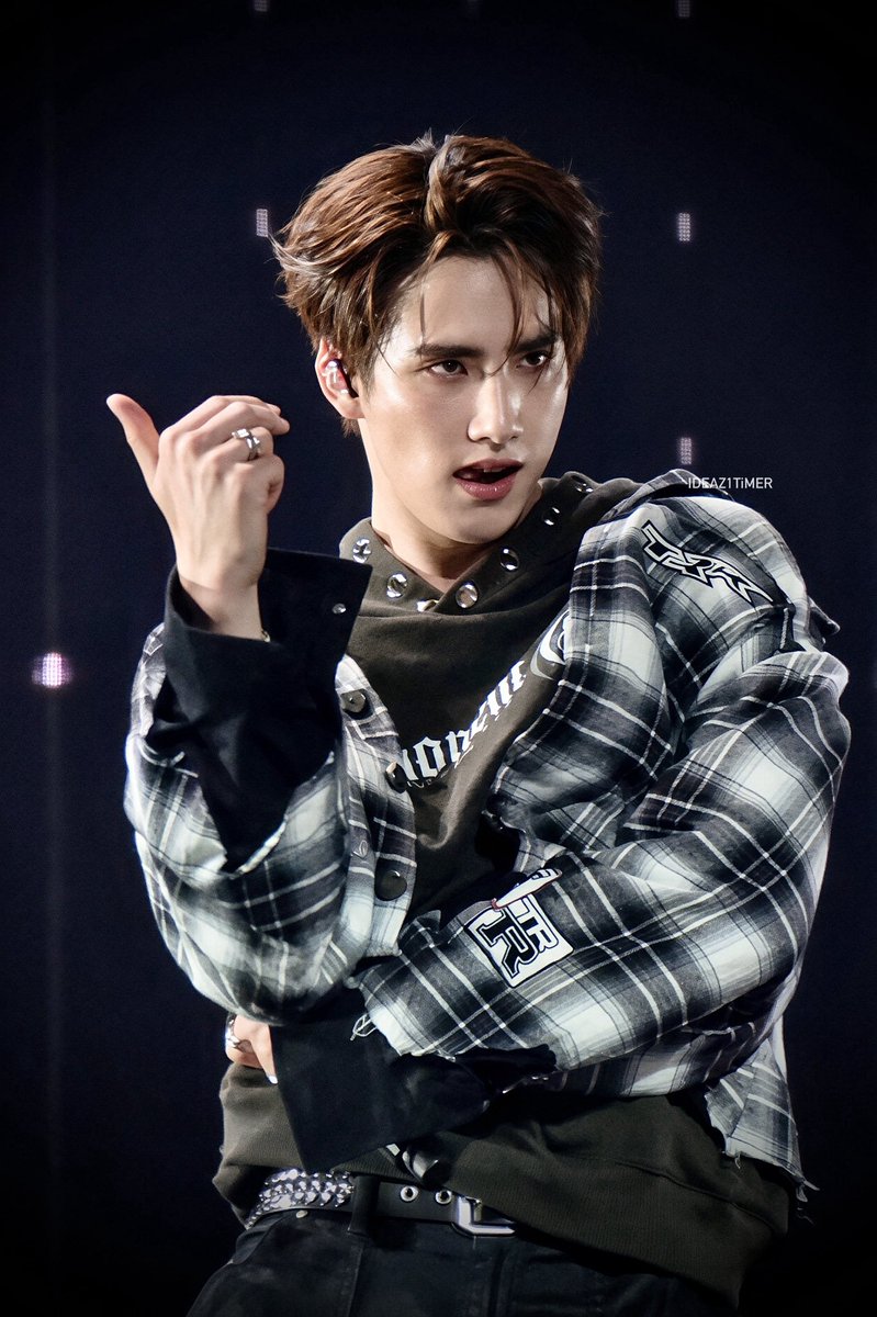 IDEAZONETIMER's tweet photo. chest voice di wa~ 🔥

#PHUTATCHAI 
#SONRAYSHOWCASE2026 https://t.co/gRkRiPd61i