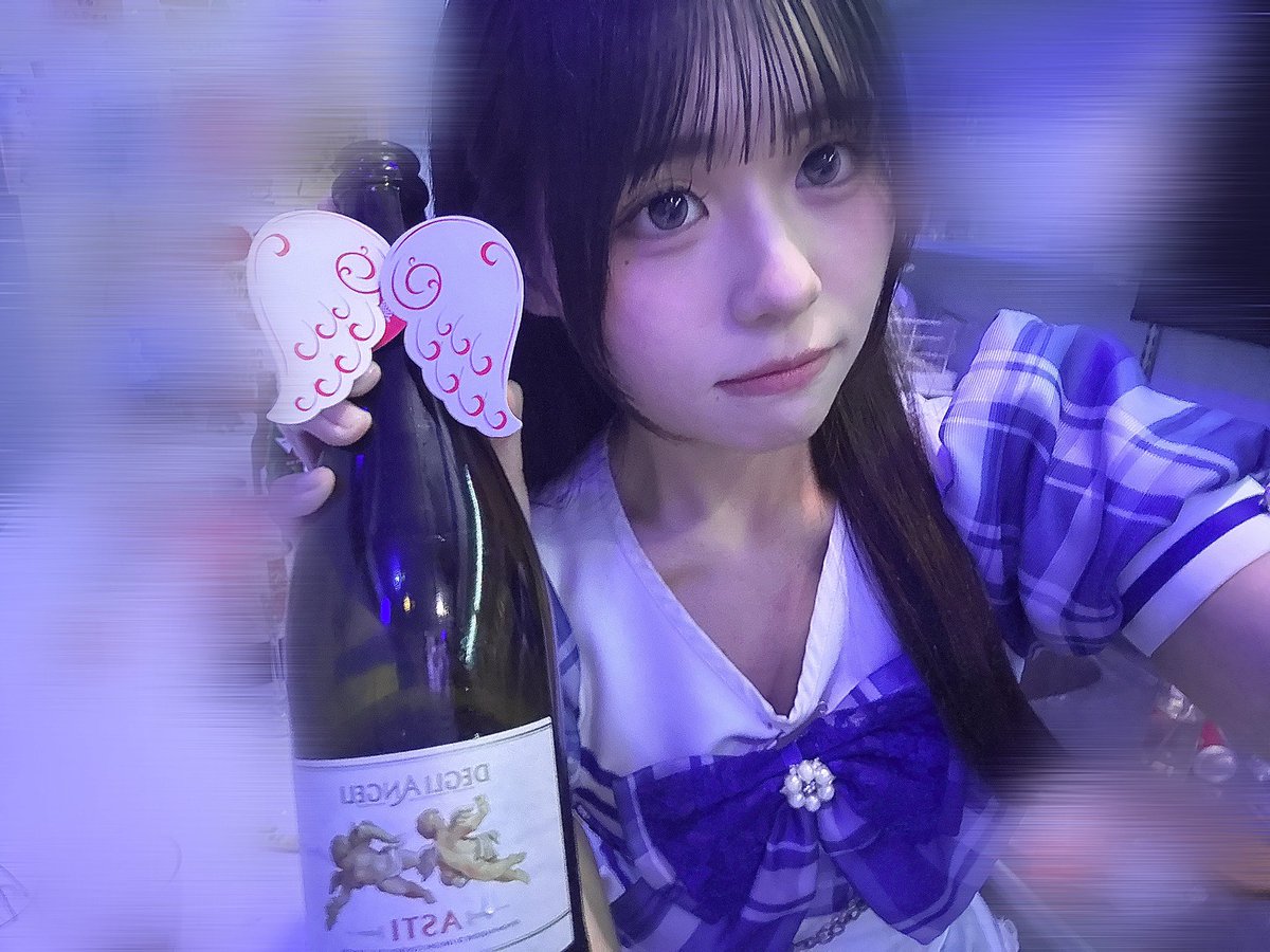 IKURA_NoALil's tweet photo. ✨️10.09￤22時〜✨️

🚢ボケたがりお兄さん達⭐️
🚢顔落書きお兄さん⭐️

やっと飲める年齢になりまちた🥂🍾
 #秋葉原  #コンカフェ  #コンカフェ営業 https://t.co/3Y8XvhowxU