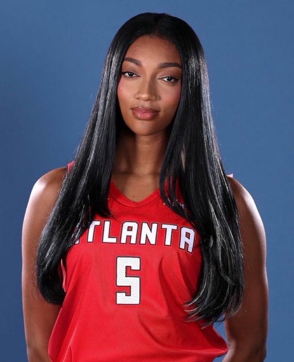 jusplaindeon's tweet photo. Lissssssten….. man, Atlanta went full Les Sneed and said “fuck them picks!!”... she is the missing piece…. She paid off that faith… Reese had 22 points to clinch the game… and all the ‘mebounds’ people are hella quiet… not to mention the….. ahh nevermi.. good shit Baltimoe Barbie #angelreese