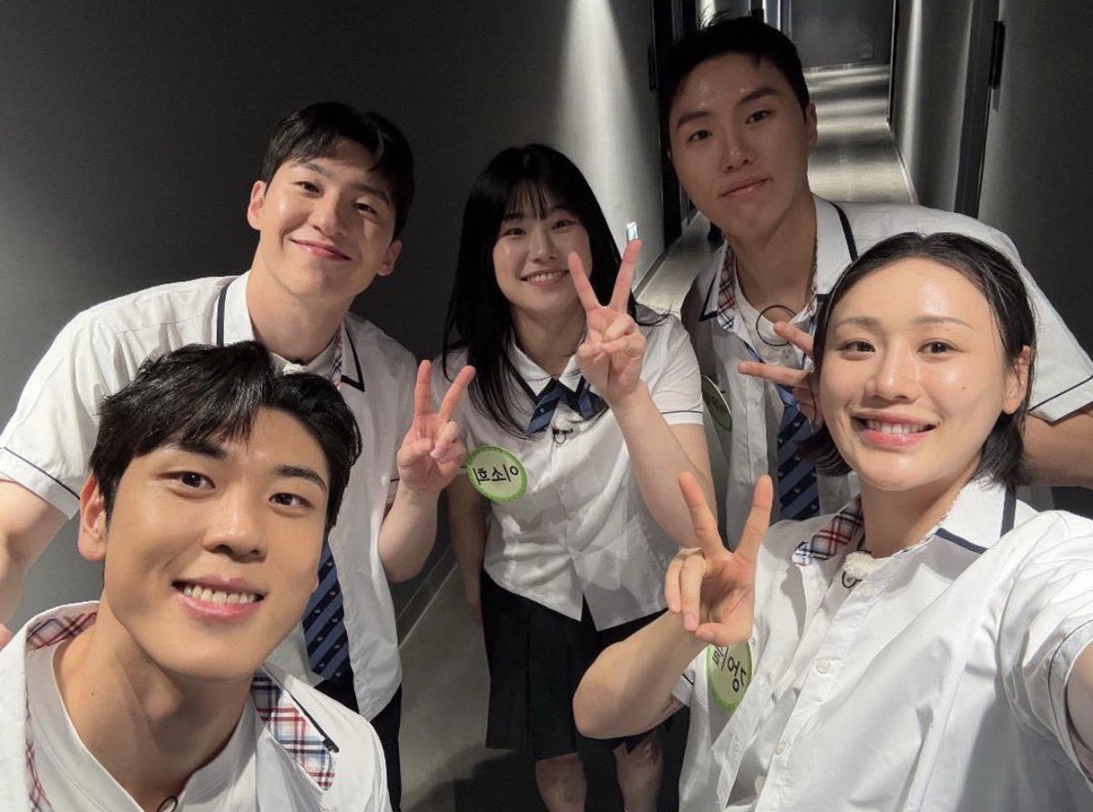 wlgusdlii's tweet photo. 다들커여우시네 https://t.co/NYMGFlUb1e