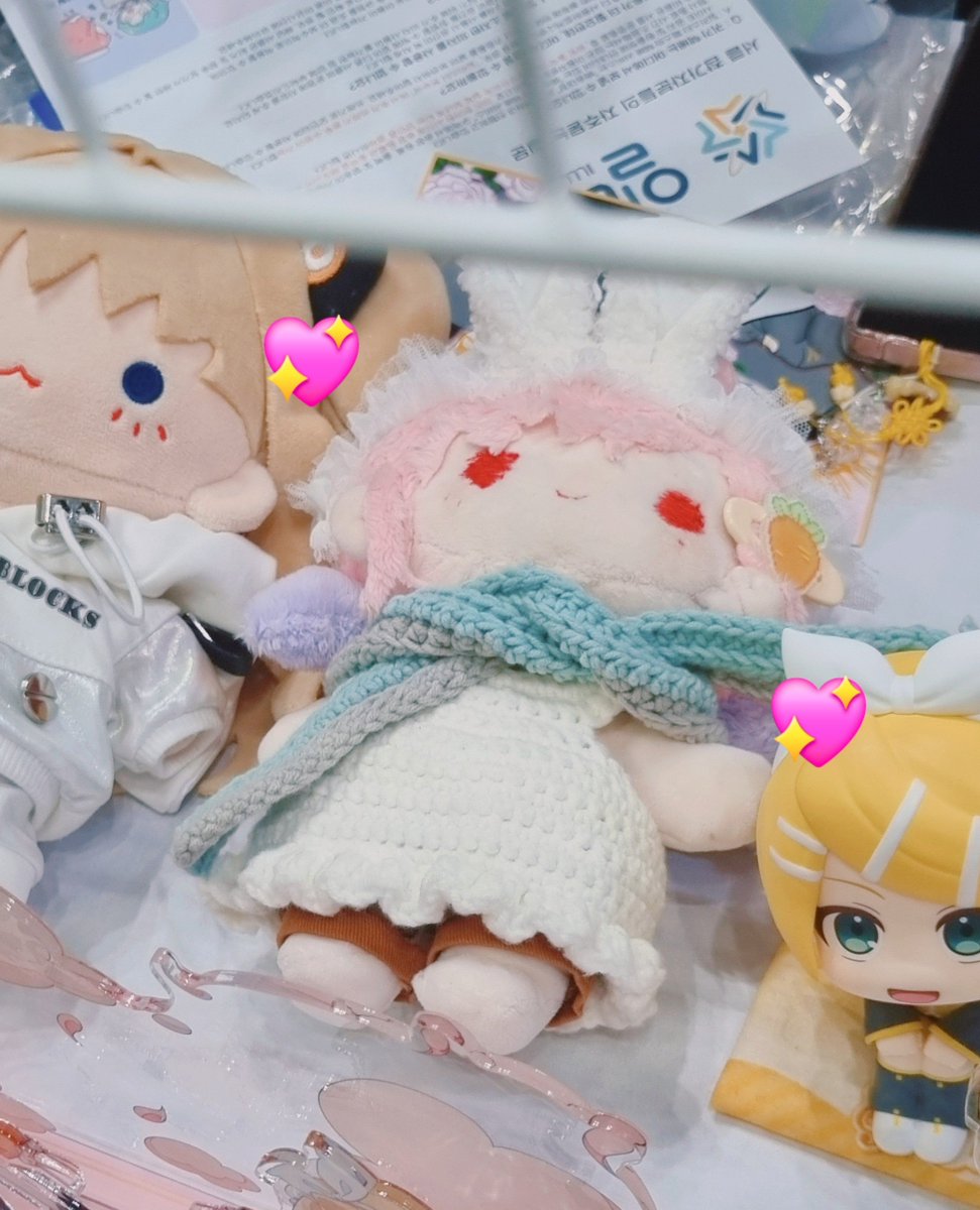 ropllo_utau's tweet photo. 화분님 만났어요// https://t.co/yEqZnDskts