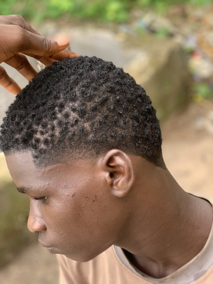 Vincent84334451's tweet photo. Guys make una rate my hand work, but Still learning ooo https://t.co/f3fLEDf4iL