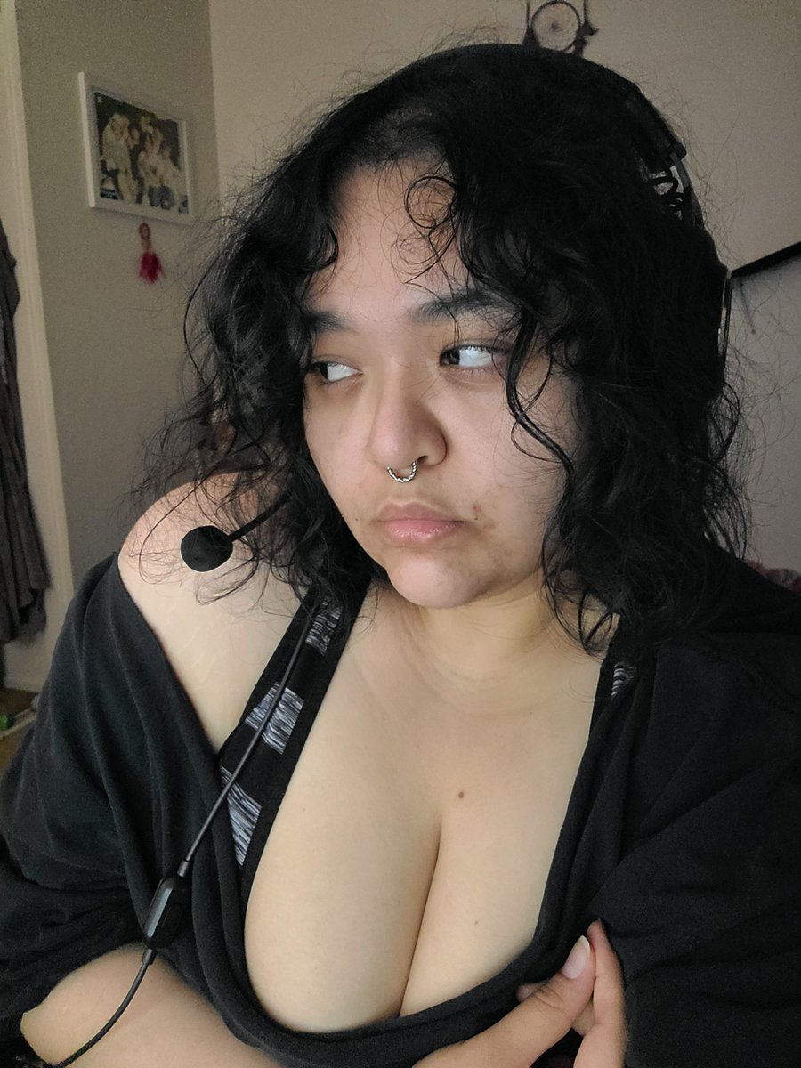 LiminalHound707's tweet photo. Woof Woof Woofz~♡~

#nsfwtwt #needypuppy #puppyboy https://t.co/VHA7FBJxGp