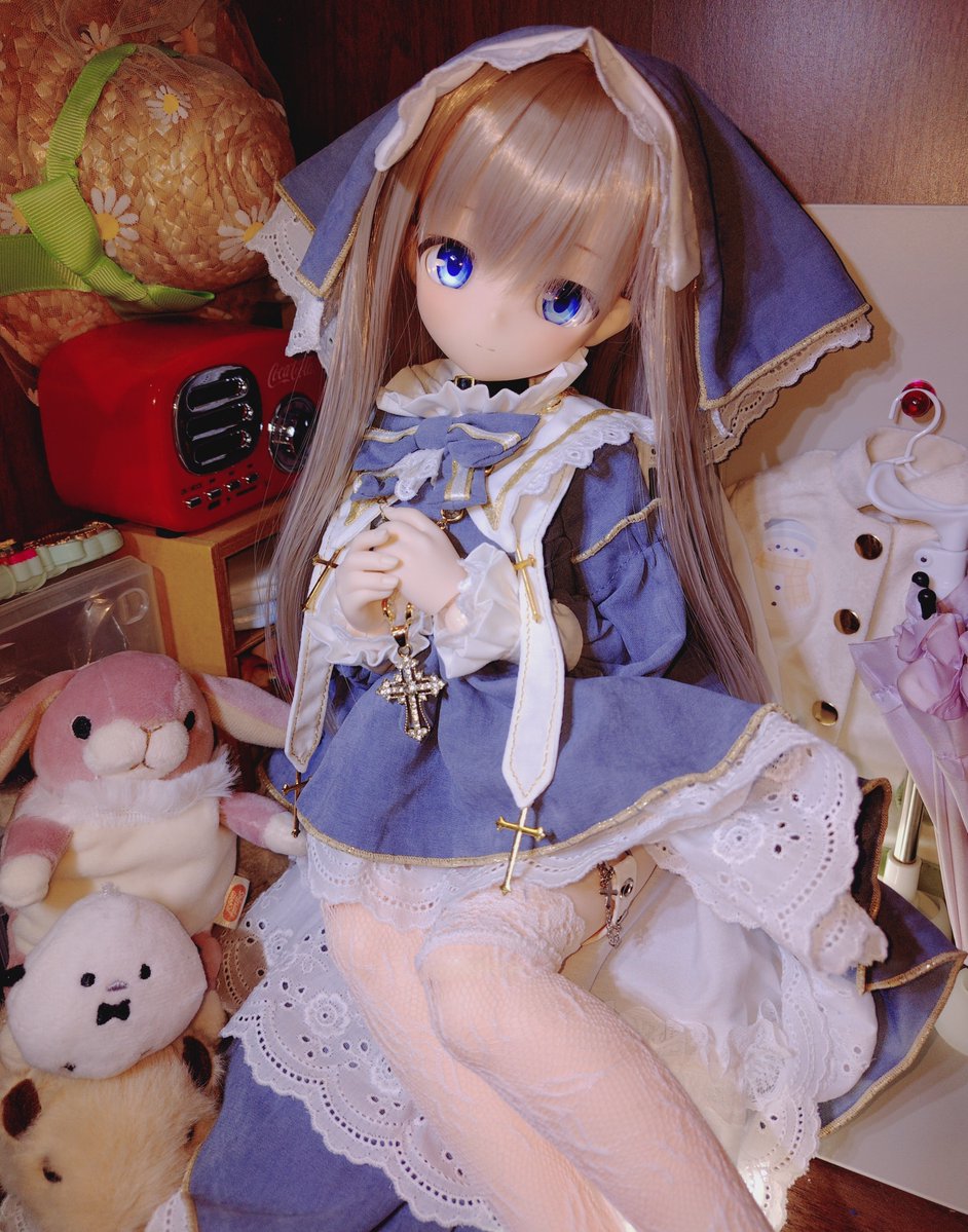 SP_filyna_doll's tweet photo. シスターフィリナ。

#うちのこかわいい
#ばにちょこ
#すふぃあウィッグ
#ミュウミュウチョーカー 

大事に大事に取っておいたイドル東京の戦利品をいい加減着せてあげようキャンペーン
今回の大本命でした…！ https://t.co/lhfU2HdrUd
