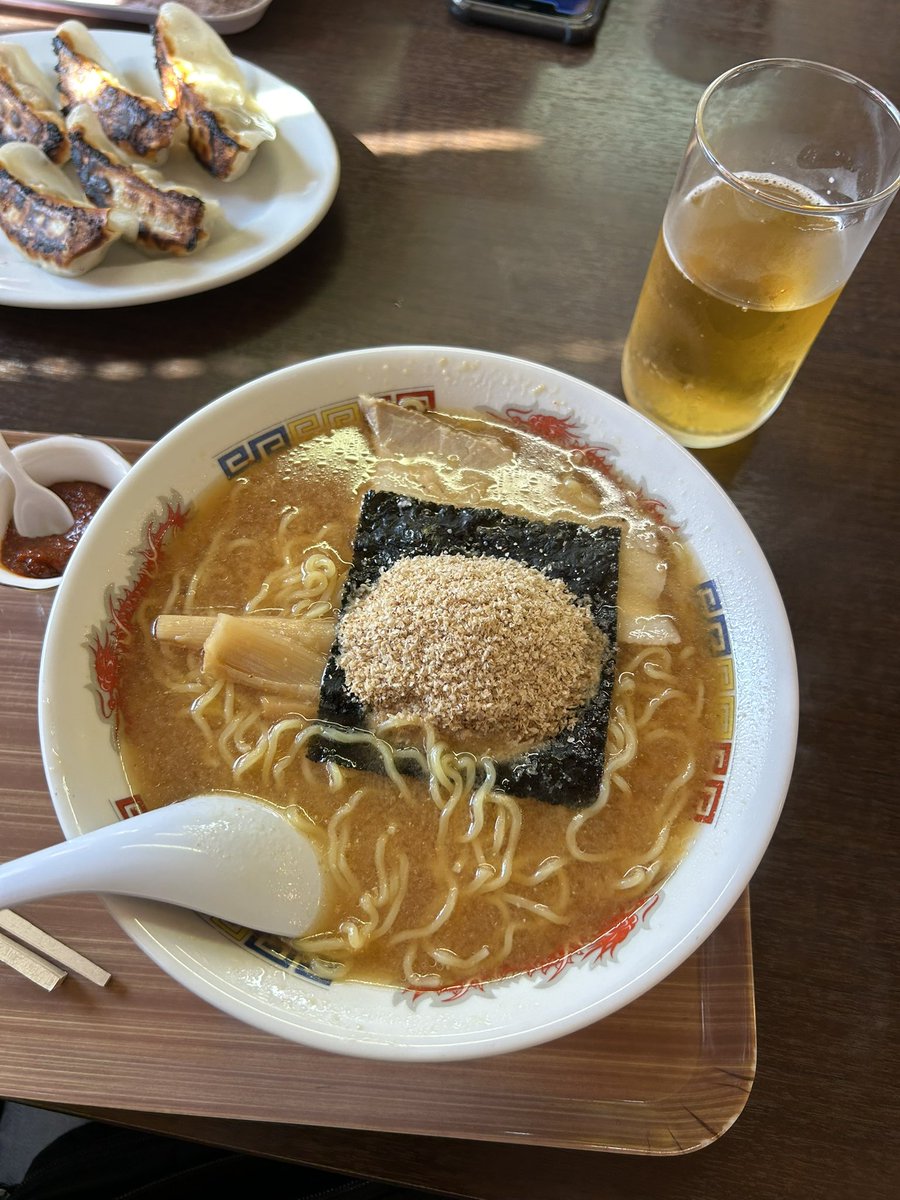 mieya315's tweet photo. お天気☀️に恵まれて　お出かけ♪
出発して約５時間運転して、ランチ😋
🍺飲んでほろ酔い〜 https://t.co/mWgv7jZvCu