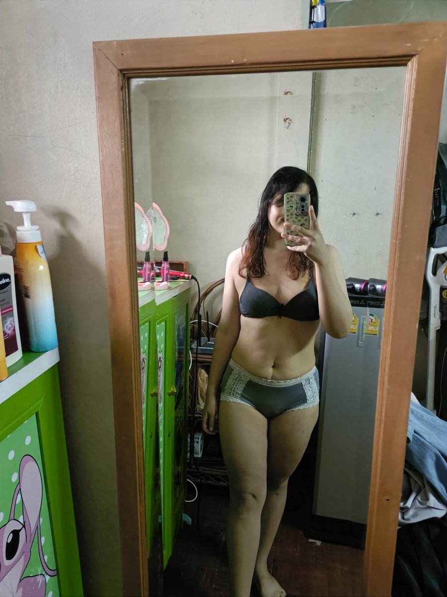 Ploy0417pp's tweet photo. ยังไม่พอใจกับหุ่นตัวเอง 💪💪 รออีกหน่อย เดี๋ยวก็พอใจกับสิ่งที่ได้✌️✌️ 🥰🔥🔥 https://t.co/iQNK8d0hBf
