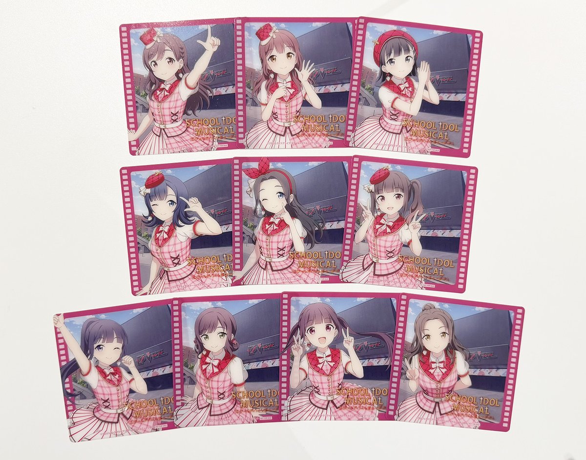 LoveLive_staff's tweet photo. 🍓#ラブライブフェス前夜祭_DAY1🍓
会場のShibuya LOVEZにてコラボドリンクを販売中🍹

ご注文いただいた方には「オリジナルスクエアコースター」をプレゼント！
ご来場の方は是非チェックしてくださいね♪

🎈販売場所など詳細はコチラ
https://t.co/5ib0pT0afM

#lovelive #lovelive15th https://t.co/LUSt6tlIAa
