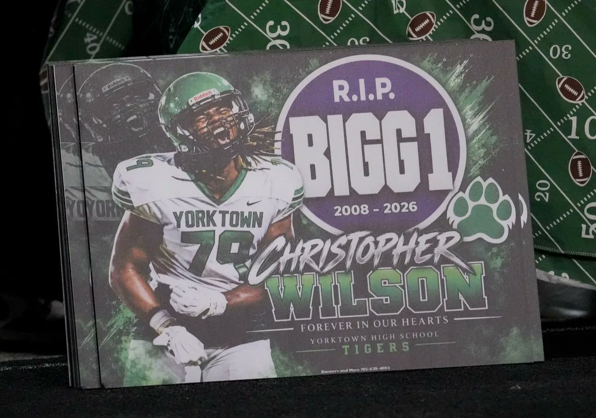 KyleNeddenriep's tweet photo. 'Let's finish this for Chris.' Yorktown honors teammate Chris Wilson Jr. on emotional night. His parents plan to be there for team rest of way. 'We love those players out there.' https://t.co/ZQIl7oKUiA https://t.co/hIzNoyKwgz