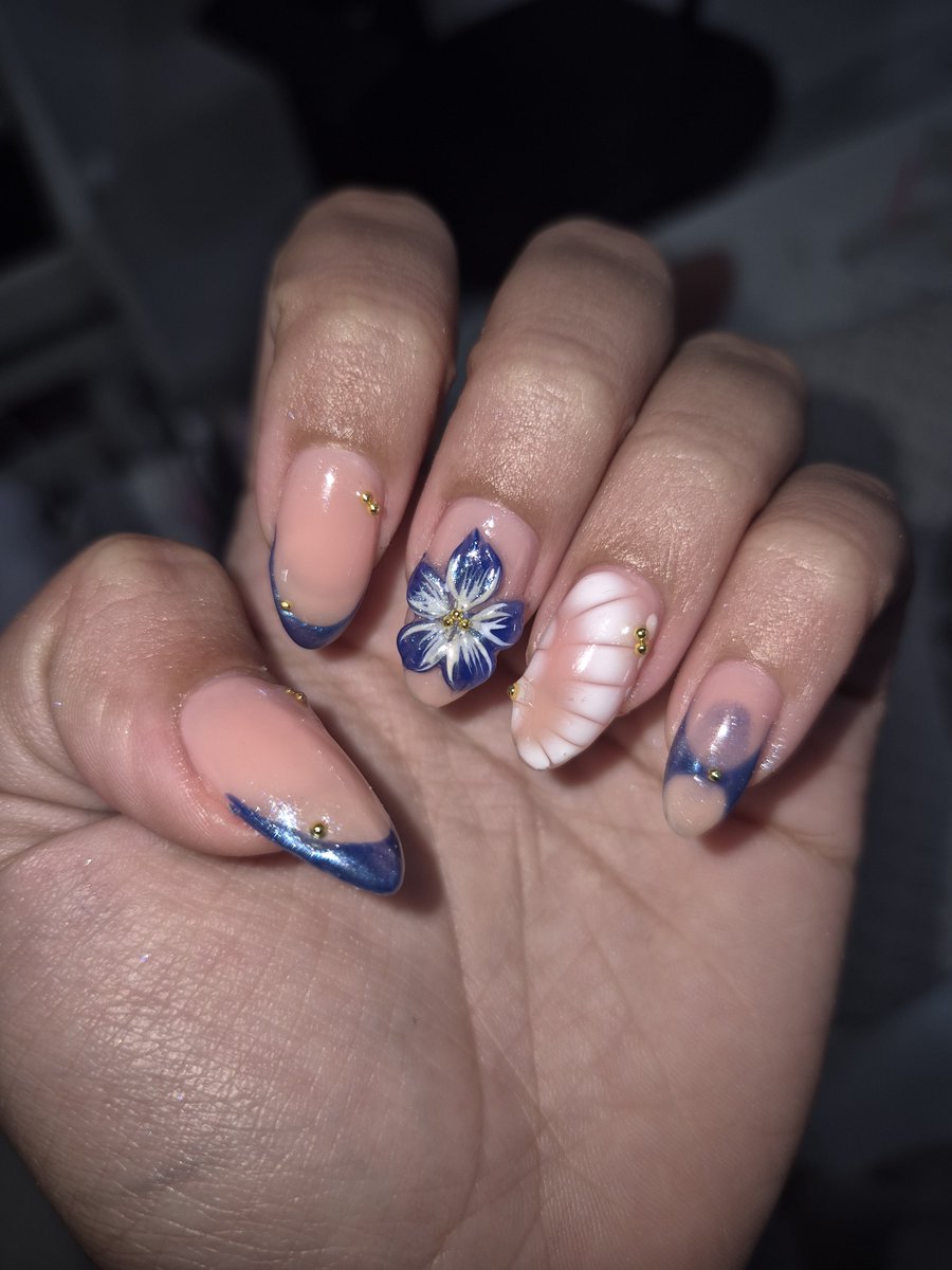 rayy_pacheco's tweet photo. Unhas do mês https://t.co/Xe7HGrOoqa