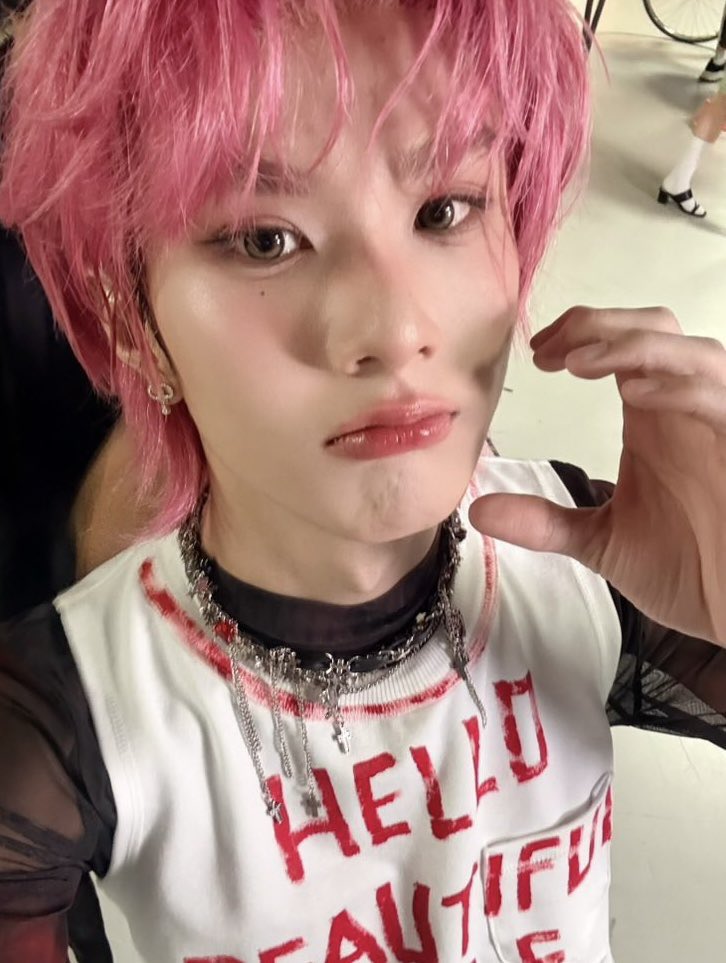 destiii_ny's tweet photo. i love save in pink 

#savewrg
#prettybaby https://t.co/ms4r03MISE