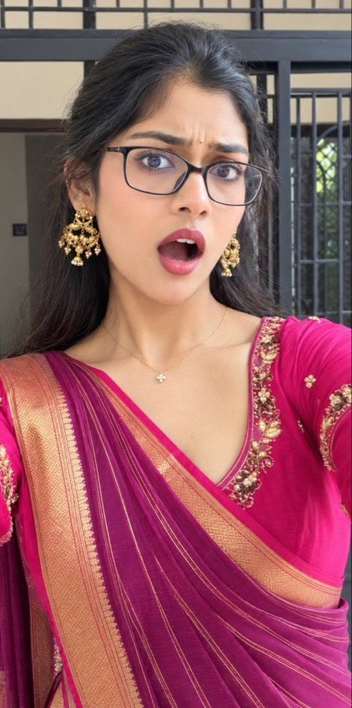 Mavrickrszb's tweet photo. Morning elundha odana preethi chellathuku oru 15 mins kunja kulukurathu oru routine aairuchi.. apo dhan naal nalla iruku..

Unaku epdi? Try panni paru https://t.co/rX7jULYEZN