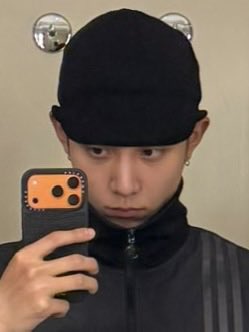yeyiyuyeyo's tweet photo. the genre of ryul cembetut prengat prengut :[[ https://t.co/qoH1645t6j