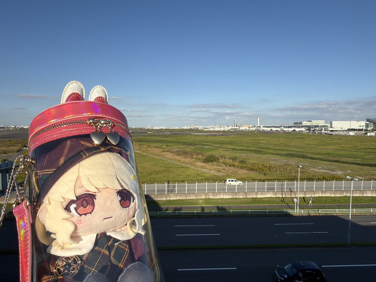 POTTGEN's tweet photo. とても羽田空港 https://t.co/U8o4zFSOgT