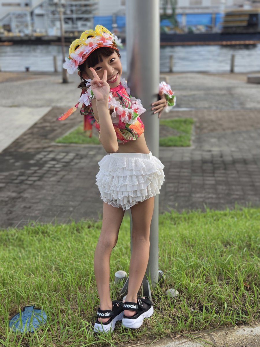 macaiclub's tweet photo. 撮影会時代から推しのかんなちゃん｡
ダンスで鍛え上げられた腹筋が見事｡
ハワイアンなお衣装がとてもcute｡
2026.9.13 神戸市ハーバーランドで
リクエスト撮影させて頂きました｡
@10kankan23 
 #柑奈 #かんな #8歳 #リク撮
#キッズモデル #キッズダンス
#美少��� #ポート���ート #被写体 https://t.co/j3JTtyChdB