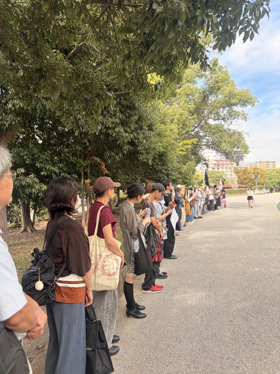 arita_kei's tweet photo. 沖縄での米海兵隊員による強盗殺人事件に抗議  福岡アメリカ領事館前緊急アクション https://t.co/dQSEkx8qHa