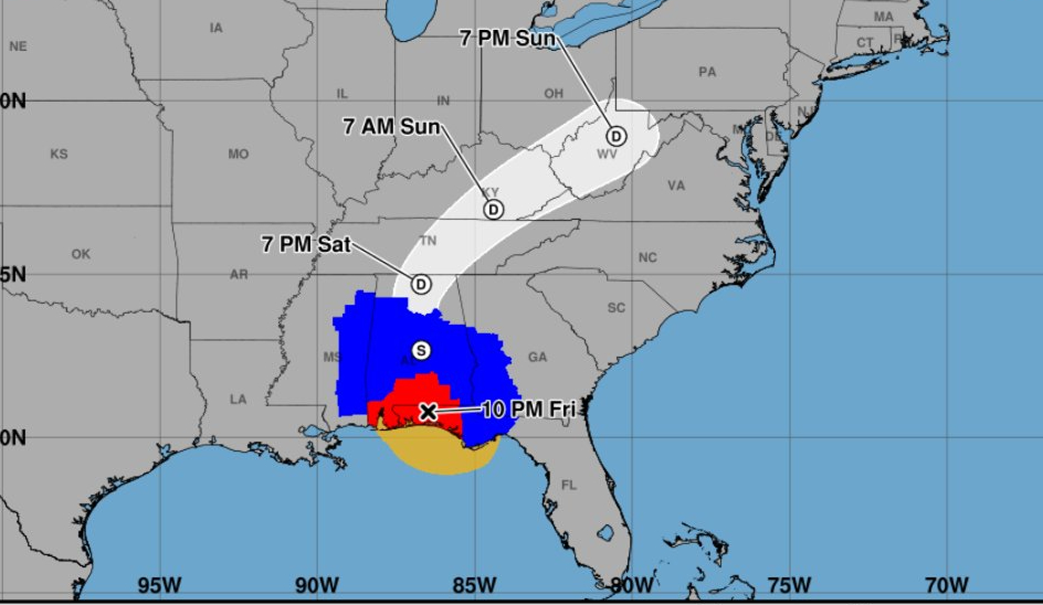TrussTribune's tweet photo. Isaias downgraded to Category 1 as it moves into Alabama
https://t.co/Sic9w3Ac1T https://t.co/a9Q36Mq55U