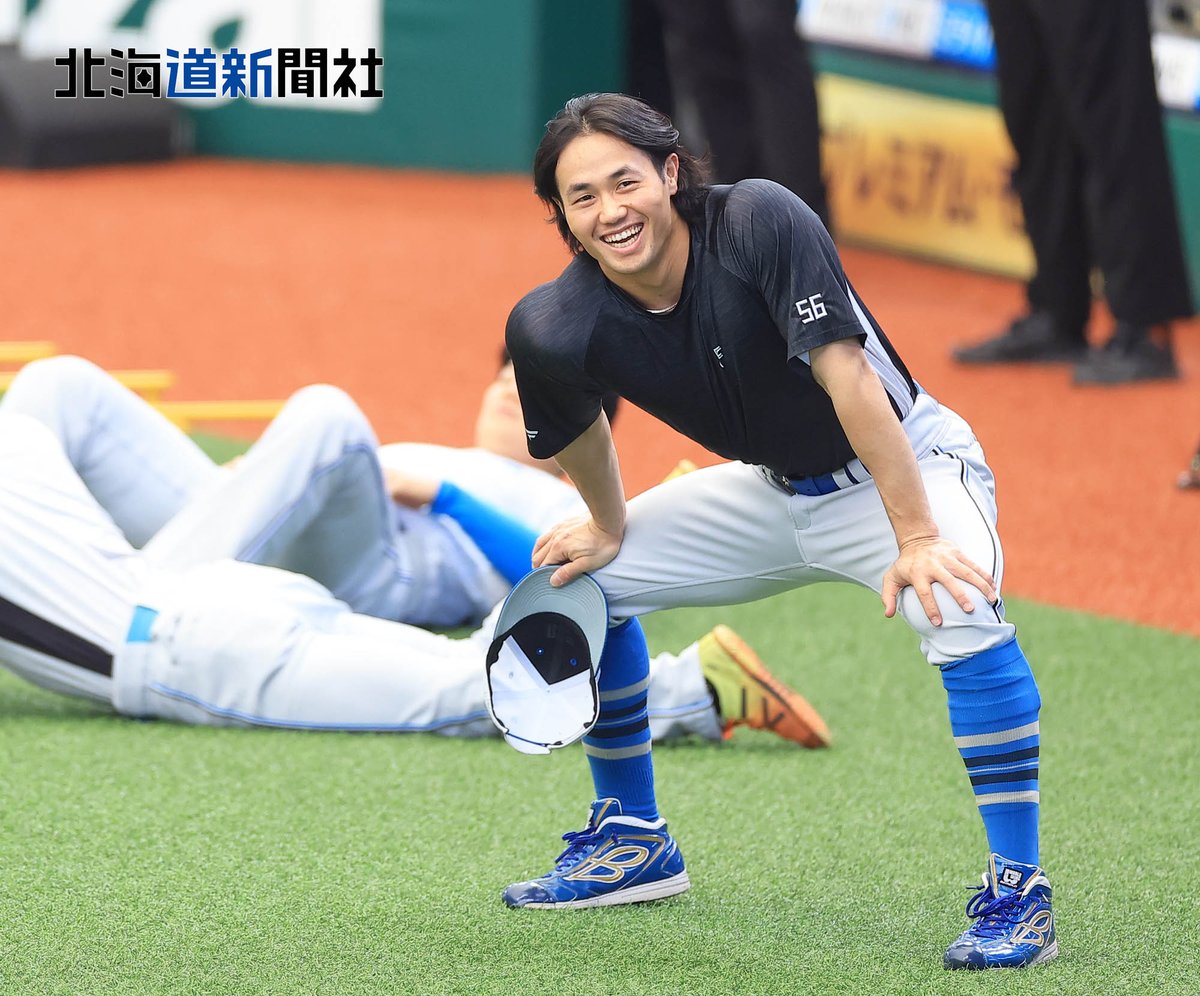photo_doshin's tweet photo. #北海道日本ハムファイターズ は10日からクライマックスシリーズ(CS)の戦いへ！ファーストステージはベルーナドームで西武と対戦します。選手たちは生き生きとした表情で試合前練習に臨みました。 #万波中正 #田宮裕涼 #細川凌平 #五十幡亮汰 #ドミれ #lovefighters 

▽ファイターズの記事はこちらから▽
https://t.co/VCUBr42VFp