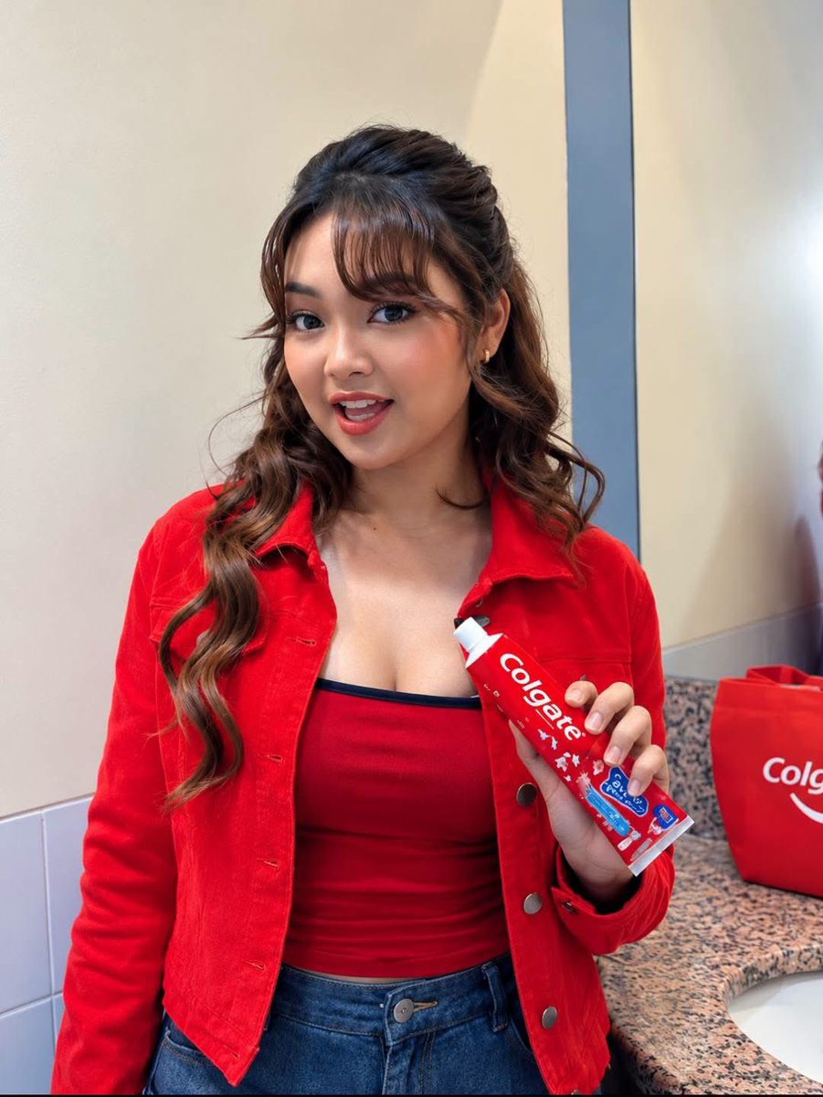 velvetcarmelle's tweet photo. ANG GANDA NG UMAGA KO.
Sobrang paldo kayo sa baby girl namin deserved na deserved maging part ng #colgate @Colgate #CarmelleCollado https://t.co/LJiGCxlEUz
