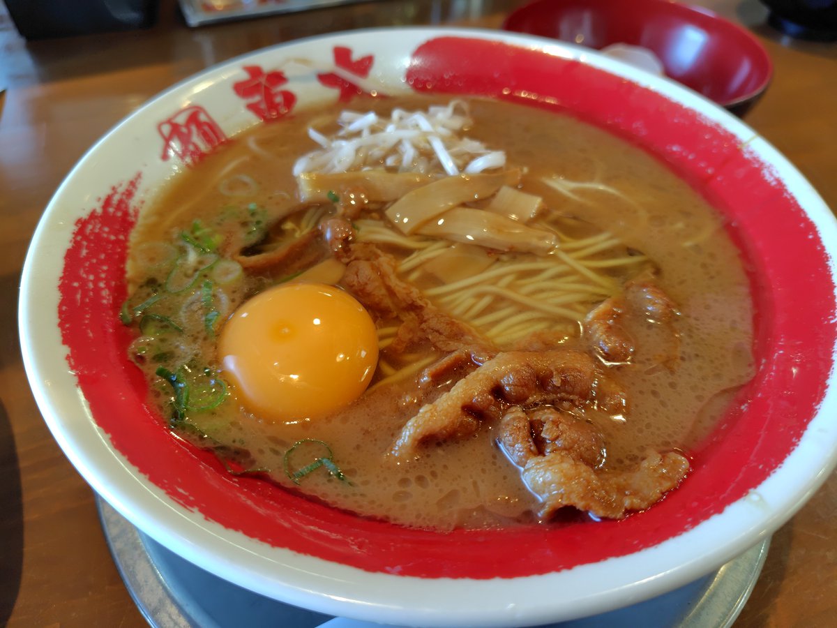 knorles's tweet photo. 久しぶりの徳島ラーメン🍜
この生卵がいいんだよね https://t.co/sVfMOZamqa