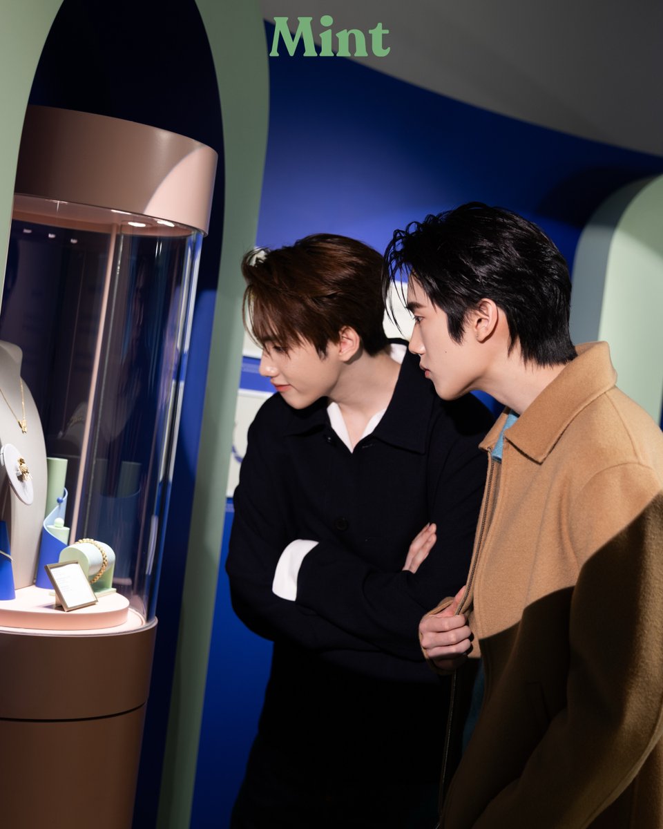 mintmag_th's tweet photo. #VanCleefArpels
#VCAPerlee
#VCAPerleeTH
#PHUTATCHAI #PEEMTANAT
#BUSbecauseofyouishine #9214KIDS
#MintMagTH https://t.co/rO87dxpkfL
