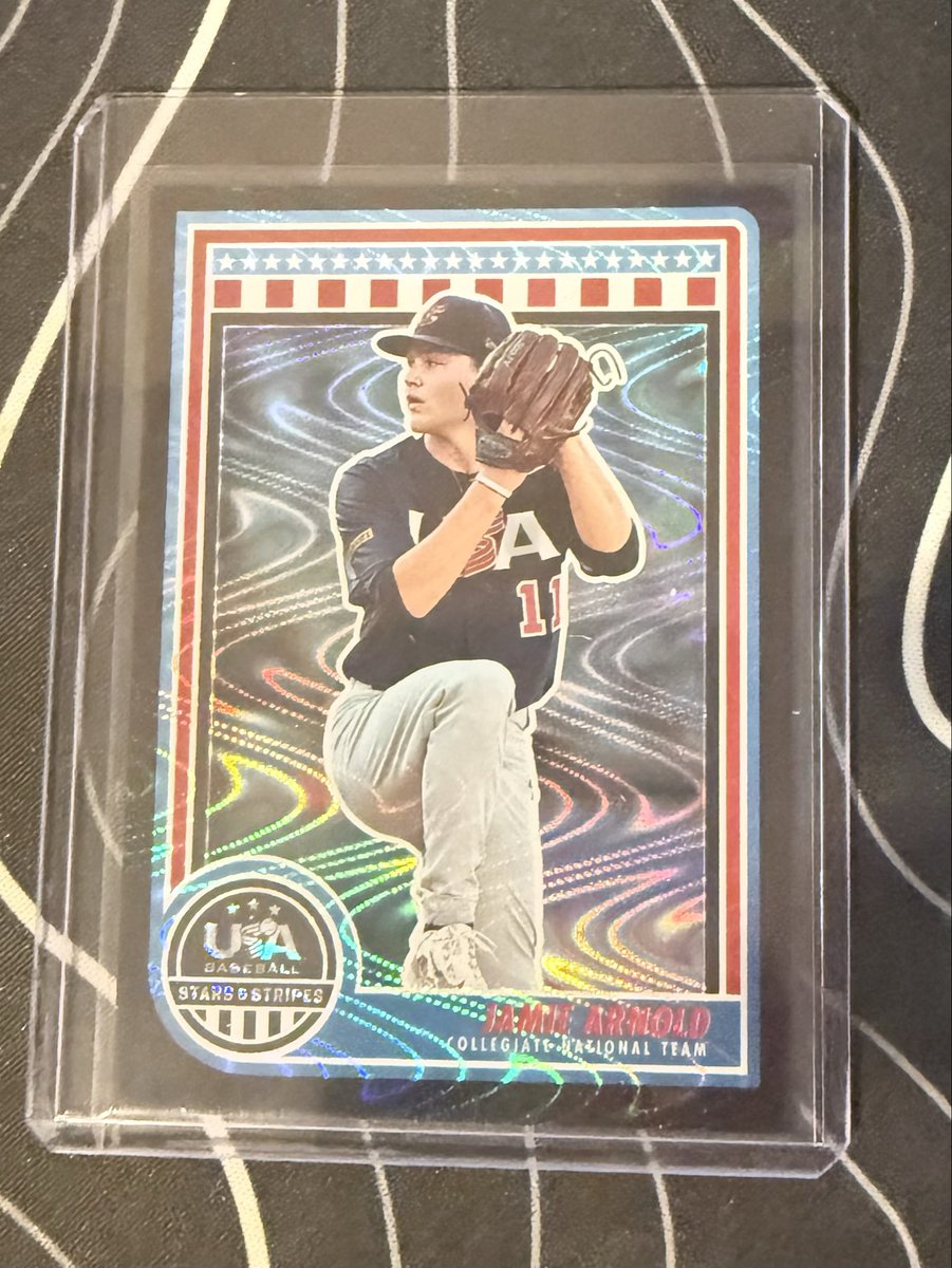 Damieng06's tweet photo. @CardPurchaser price check? 1/1 Jamie Arnold 2025 Panini Stars &amp; Stripes https://t.co/YNzHUbJz6D