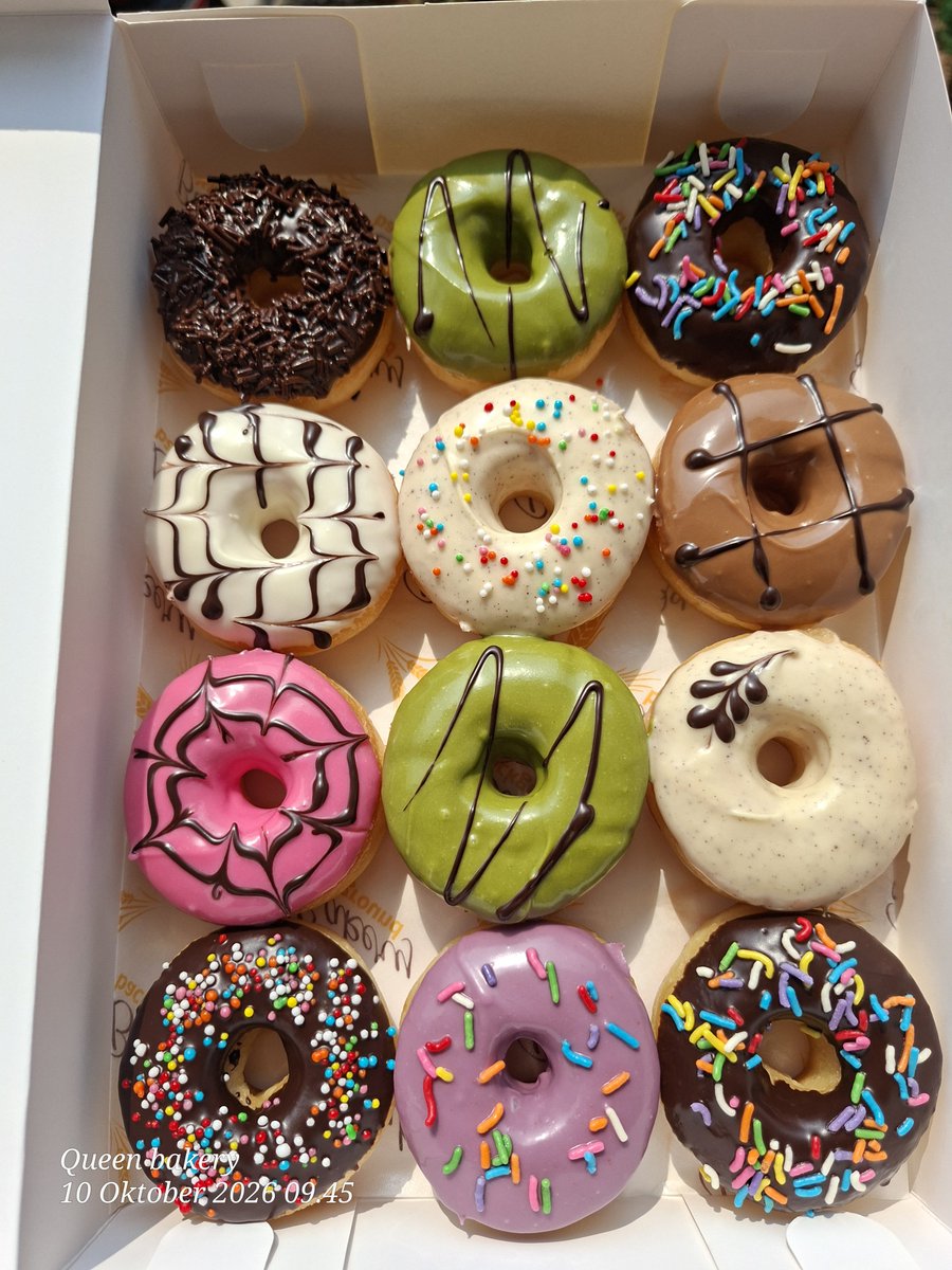 Qu3en_Bakery's tweet photo. Alhamdulillah amanah 8 box donat dari Om Daeng @ismedBadjeber sudah disampaikan ke asrama Yatim dan Dhuafa Yayasan Amal Fisabilillah 🥰

Terima kasih, semoga Om Daeng selalu sehat, makin melimpah rezekinya, berkah, dimudahkan semua urusannya dan sukses semua usahanya, Aamiin 🤲 https://t.co/OplOz5ngpa