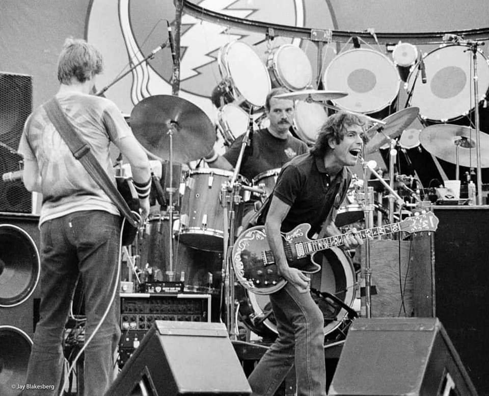 CPapasergio's tweet photo. October 10, 1982 
Drifting and Dreaming at the Frost Amphitheater, Palo Alto, CA 
#GratefulDead
Rango Keshavan aud 
https://t.co/cEasLKJFr9
Bobby is en 🔥 throughout the evening
the show is filled with nearly all potential best-ever versions
This must be heaven
SATISFACTION https://t.co/2VMfYhVjmc
