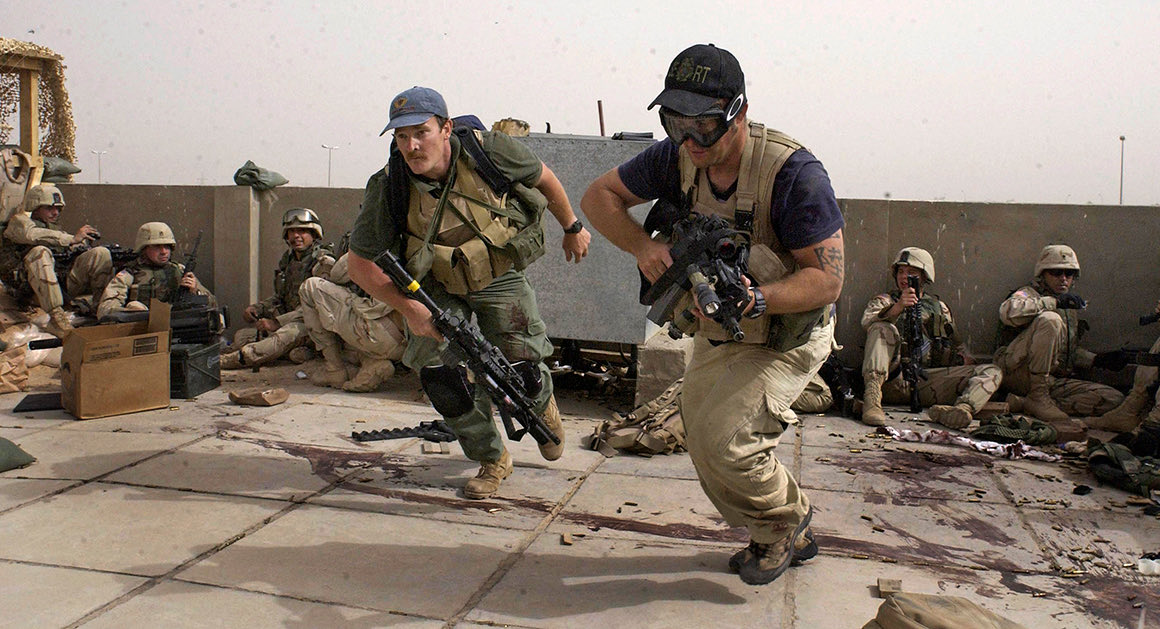 wembi_steve's tweet photo. #RDC : L’AFC/M23 tue des mercenaires d’Erik Prince et blesse plusieurs autres, dont des militaires congolais, dans une embuscade au Sud-Kivu. [ Par Steve WEMBI] 

Goma, 10 Octobre 2026 Câble - - Une embuscade contre les forces de Vectus Global, la société de sécurité d’Erik Prince, fondateur de Blackwater, a fait environ 20 morts et blessés le 17 septembre 2026 au Sud-Kivu, selon des sources proches du gouvernement congolais et de l’entreprise.

Le bilan comprend au moins sept Congolais et un ancien membre des forces spéciales néo-zélandaises parmi les morts. Tim Kennedy, ancien combattant de l’UFC et ex-membre des forces spéciales américaines, figure parmi les blessés. Il aurait reçu trois balles dans la jambe.

« Ce sont des mercenaires engagés pour tuer, et leurs actes ne sont pas pris en compte. Ils ne respectent aucune règle d'engagement, car ce sont des combattants illégaux. Ce sont des criminels de guerre » a commenté un expert sécuritaire de la région de l’Afrique de l’Est.

Cette attaque illustre l’exposition croissante des équipes de Vectus Global, dont le rôle en RDC s’est élargi au-delà de la sécurisation des recettes minières pour inclure des opérations d’appui sécuritaire dans l’Est du pays.

Après le retrait de l’AFC/M23 d’Uvira, en janvier 2026, les hommes d’Erik Prince se sont déployés dans cette ville stratégique.