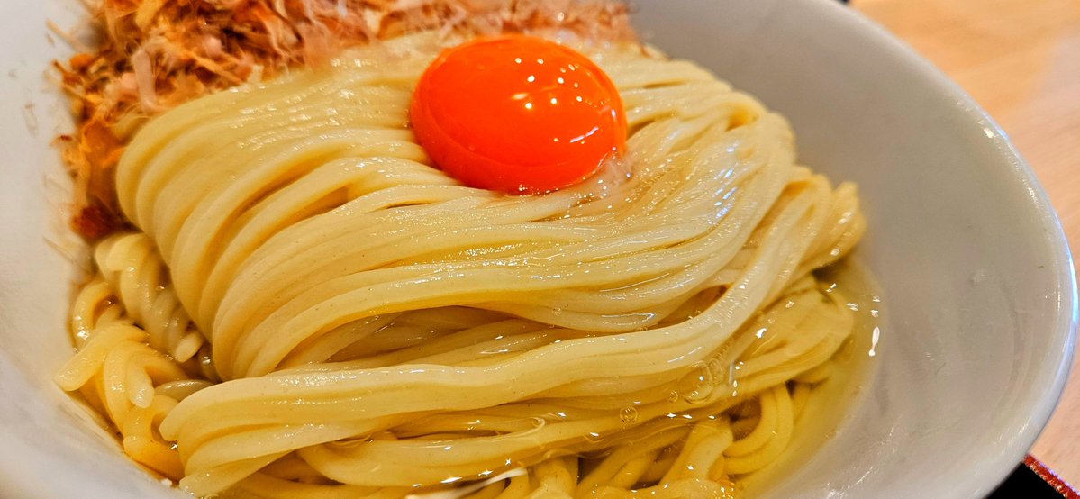 NI15501220's tweet photo. #ラーメン #TKM #製麺堂てつ
ずっと食べてみたかったTKM
黄身がとても鮮やか✨️
しっかり締められた喉ごしの良い麺
黄身の濃厚さと特性タレが絡んで想像以上の美味しさ✨️
これはうまいなぁ☺️ https://t.co/KuZyyPeyVz