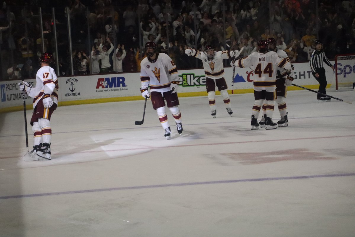 f_ashling's tweet photo. That goal after feeling. ASU 1-0 Holy Cross @sportscronkite https://t.co/LzSqlkOZxO