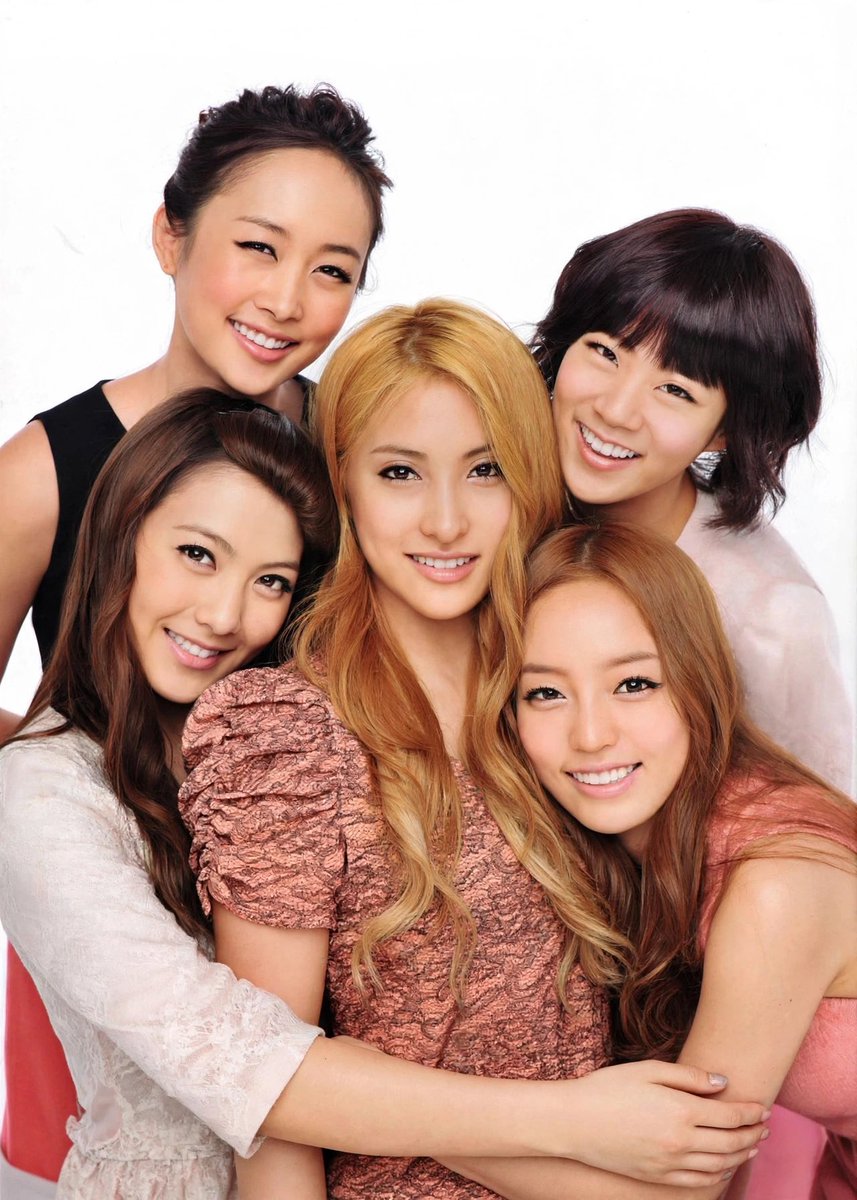 littlekamilia's tweet photo. Call yourself a "TOP-TIER" gen 2 girlgroup if you successfully held concerts at KSPO Dome.
Besides #KARA, only SNSD, 2NE1 did the same thing and NO ONE else. #KARA20 #KARA20THANNIVERSARY https://t.co/Vz8HKCuQzV