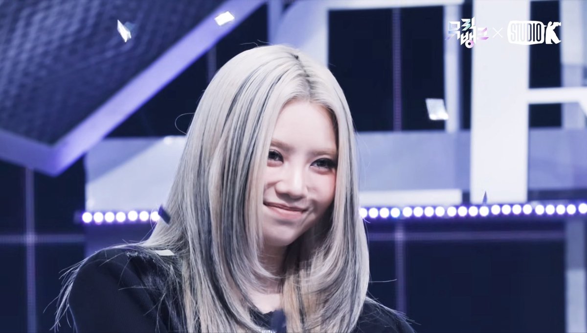 bumbleBsok's tweet photo. 아구 예뽀 https://t.co/Tq3x7P08w7
