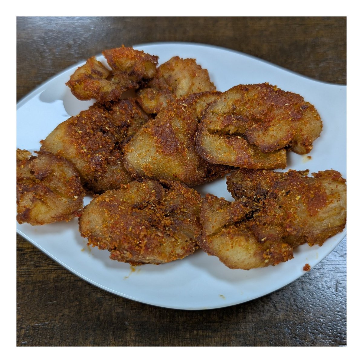 Chhayasfood's tweet photo. #homecooked #food #yummy #crispy #rawbanana #tuk #snack #foodblog #foodie #foodporn #foodlover #recipeshare
Recipe Link : https://t.co/1WLZxLmju4 https://t.co/BVR64XOncT