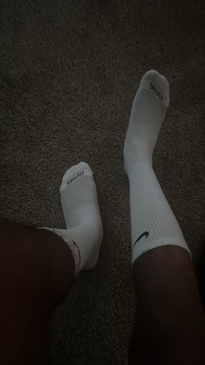feetvibes's tweet photo. https://t.co/r3jZN8091X