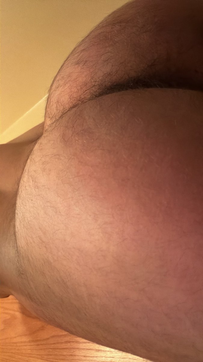 Nicolas_127643's tweet photo. Who can I help cum on FaceTime?? Dms open. #gay #mlm #latino #FaceTime https://t.co/p5YDBmrRVa