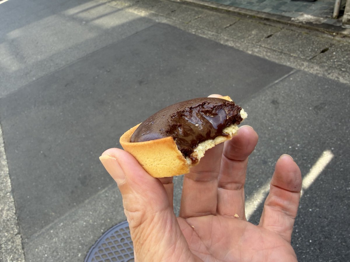 TAXI1999KA's tweet photo. チョコレート🫕
美味しいよ〜〜〜 https://t.co/p7uyHfwC9t
