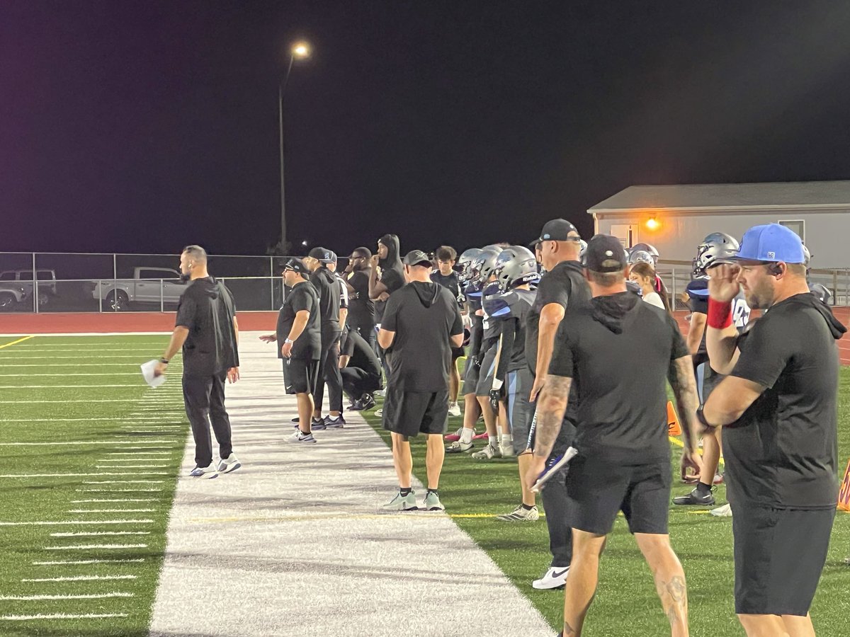 LSBGrizzlies's tweet photo. 🐻🏈 Grizzlies give Kearney everything they had in a hard fought game, falling 10-3 at Union Bank Stadium! https://t.co/UsX8uOblju