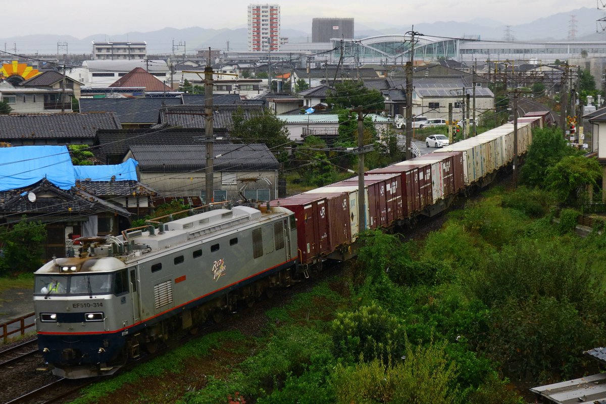 gingatokkyu's tweet photo. 【4099ﾚ】
EF510-314
2026年熊本地震発生以降、熊本以南の貨物が止まっていた約2ヶ月を経て今日、再び貨物が動き出した
日本の物流を支える貨物列車
おかえり…
さぁ次は鹿児島貨物だ！ https://t.co/q4Zms9Gy40