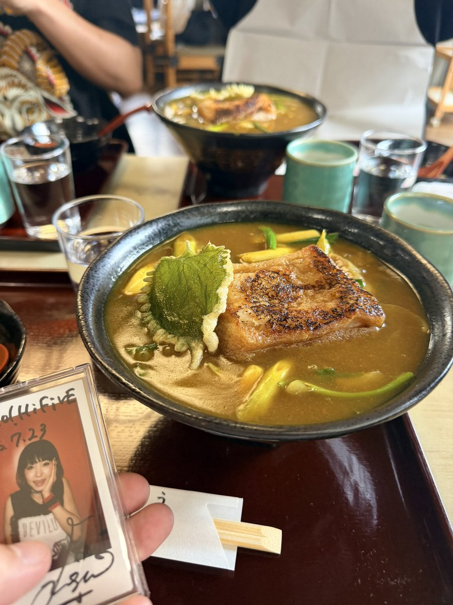 Re_RisLiS419's tweet photo. いなりカレーうどン！！ https://t.co/9wbQiACE8h