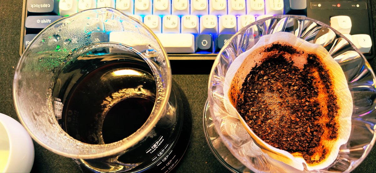 sheepwing_5's tweet photo. 今日の特異点。(1:20)
Ethiopia🇪🇹451旨ぇな☕︎
#PHILOCOFFEA #451ethiopia #CAFEC #FlowerDripper #Oval102 https://t.co/eTmALNwq8F
