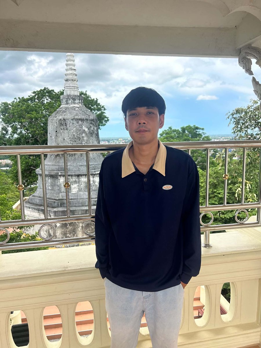 varunchit42711's tweet photo. @AnneXi006 ทักครับ https://t.co/lTyMEIm8Gf