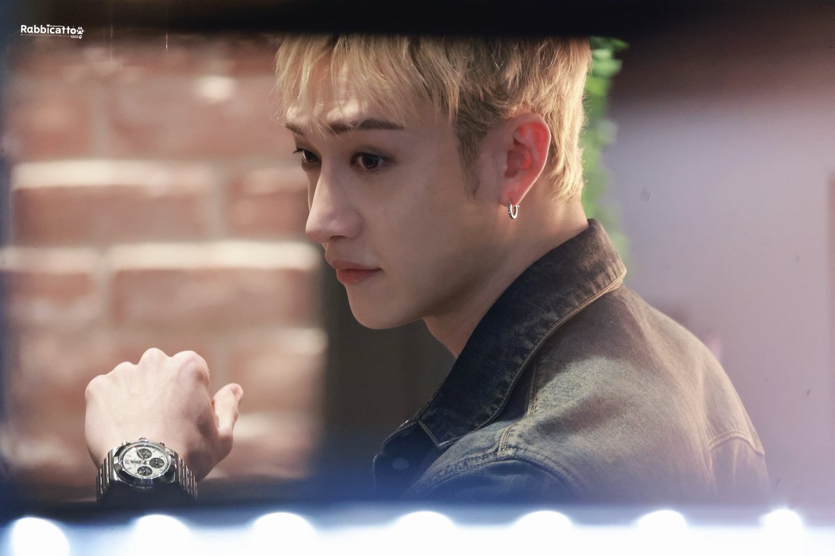 Rabbicatto1003's tweet photo. 261010

Aston Martin!!!!

#BangChan #방찬 
#BangChanxBreitling #BangChanxAstonMartinF1 
#StrayKids #스트레이키즈 https://t.co/onPmTxK5cJ